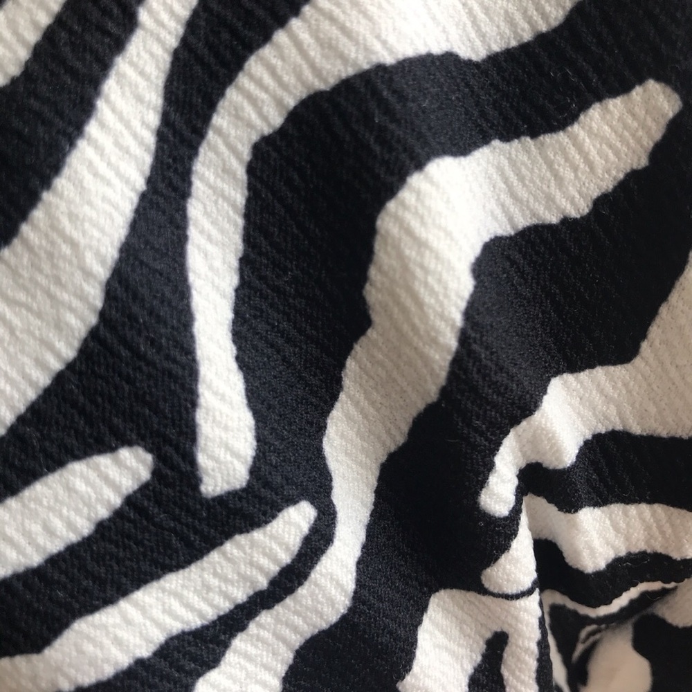 Flared zebra pants - Picture 3 of 3